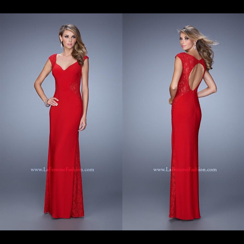 Worn ONCE La femme | 0 | Red Lace Dress 20759